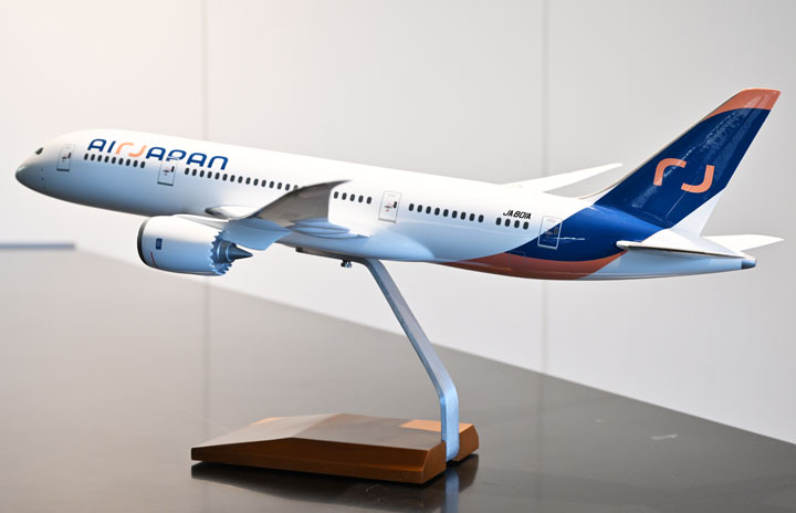 AirJapan、初号機はJA803Aに 全6機がANA機改修