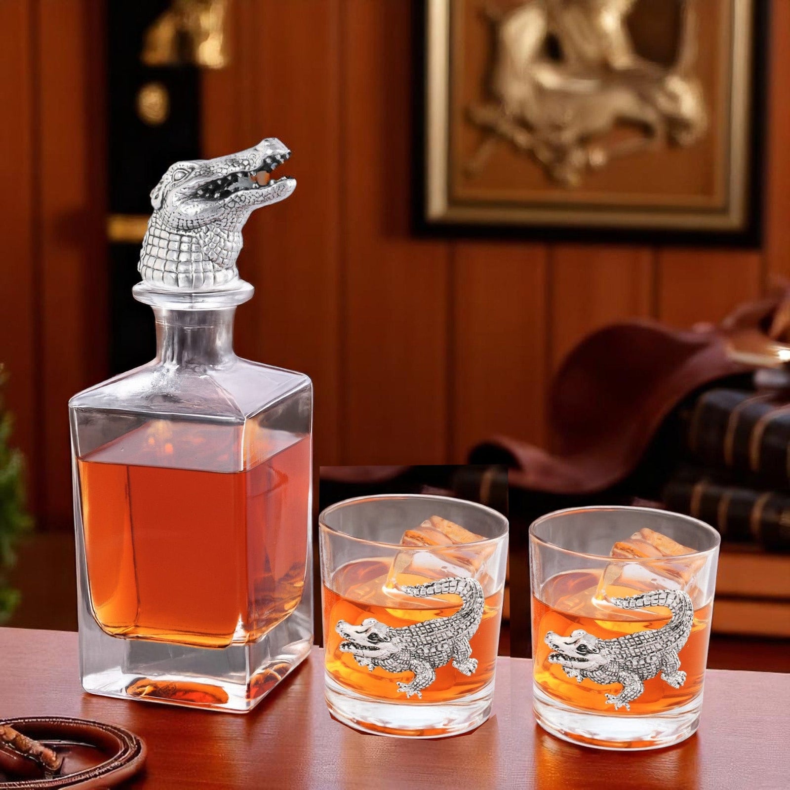 Highly Versatile Alligator Pitcher for Entertaining | Tropical