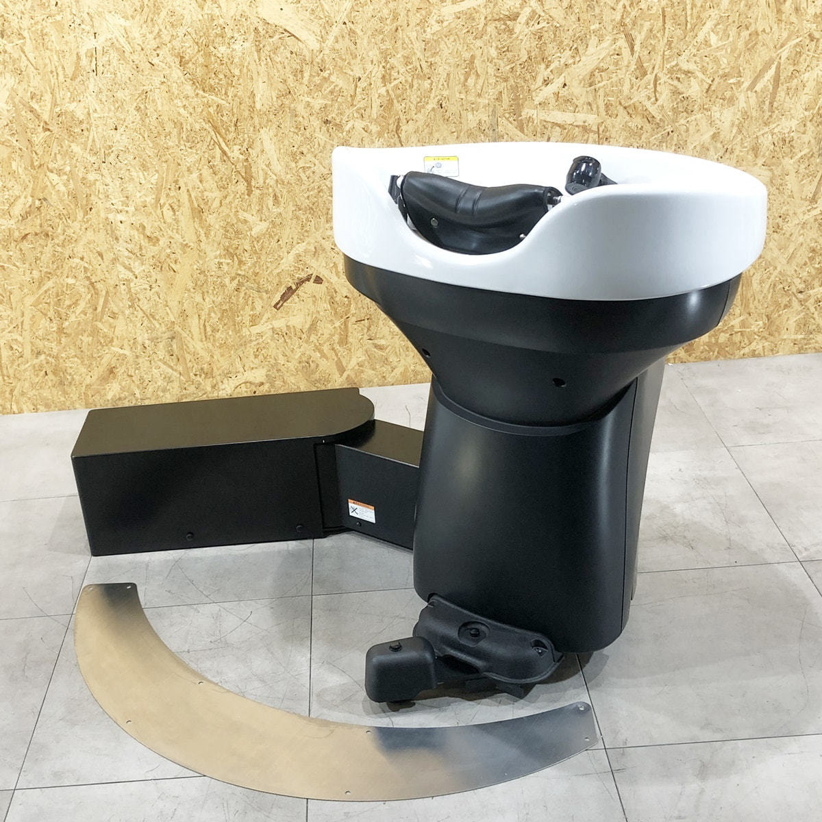 タカラベルモント バックシャンプー『YUME SWING（ユメ スイング）』の