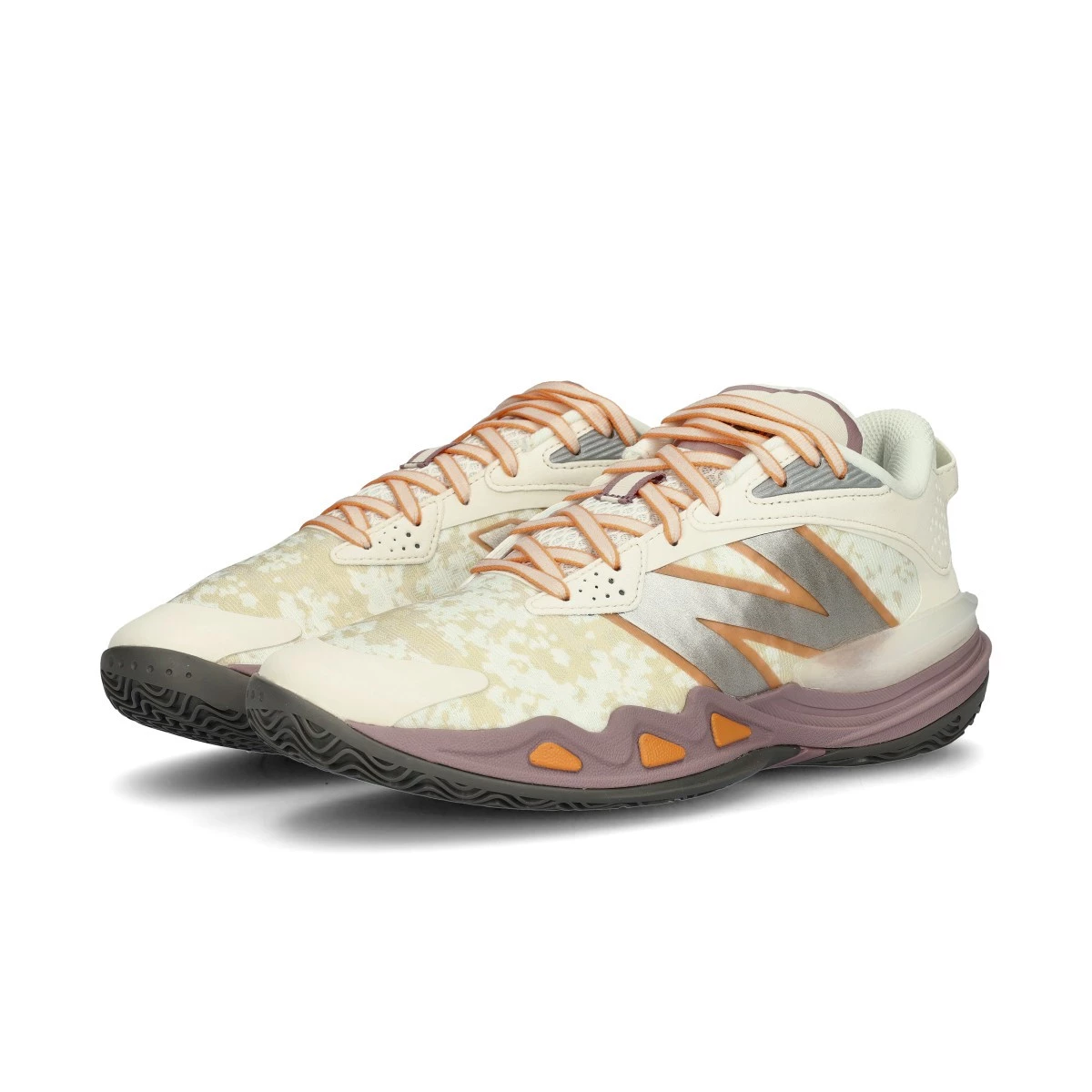 Basketball Shoes New Balance Hesi Low V2 Linen-Ice Wine