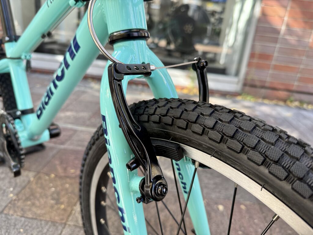 横浜】大人気！子供用スポーツバイク 「PIRATA20″」入荷しております