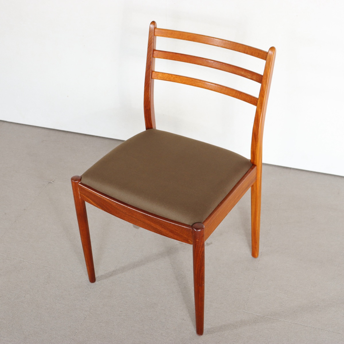 送料込み | G-PLAN(ジープラン)ダイニングチェア | 英国ヴィンテージ家具