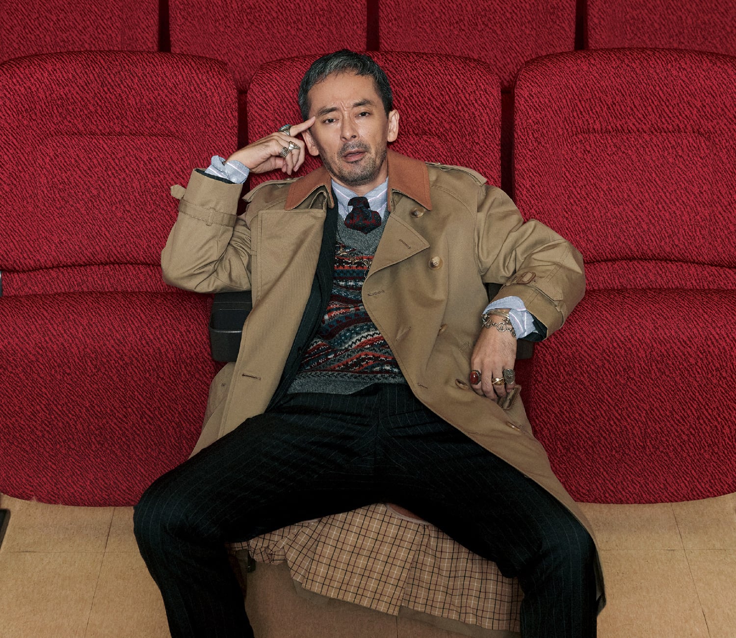 OUTERWEAR COLLECTION 2024 滝藤賢一コートを愉しむ | Brooks Brothers