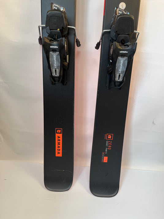 Demo Armada Zero Short Pants 176 w/ Marker Griffon 13 Demo Binding
