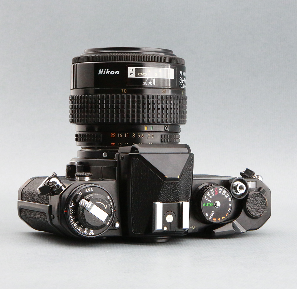黑色Nikon FE #372xx + AF 35-70mm