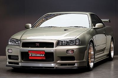 超プレミアカーのスカイラインGT-R（R34）Vスペック IIニュルのご紹介
