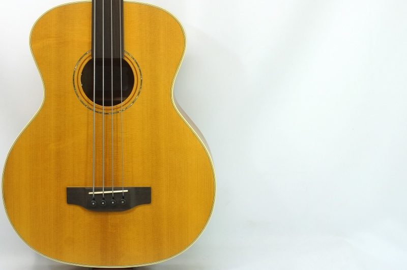 K. Yairi 【YB-2FL / フレットレス・アコースティック・ベース / K