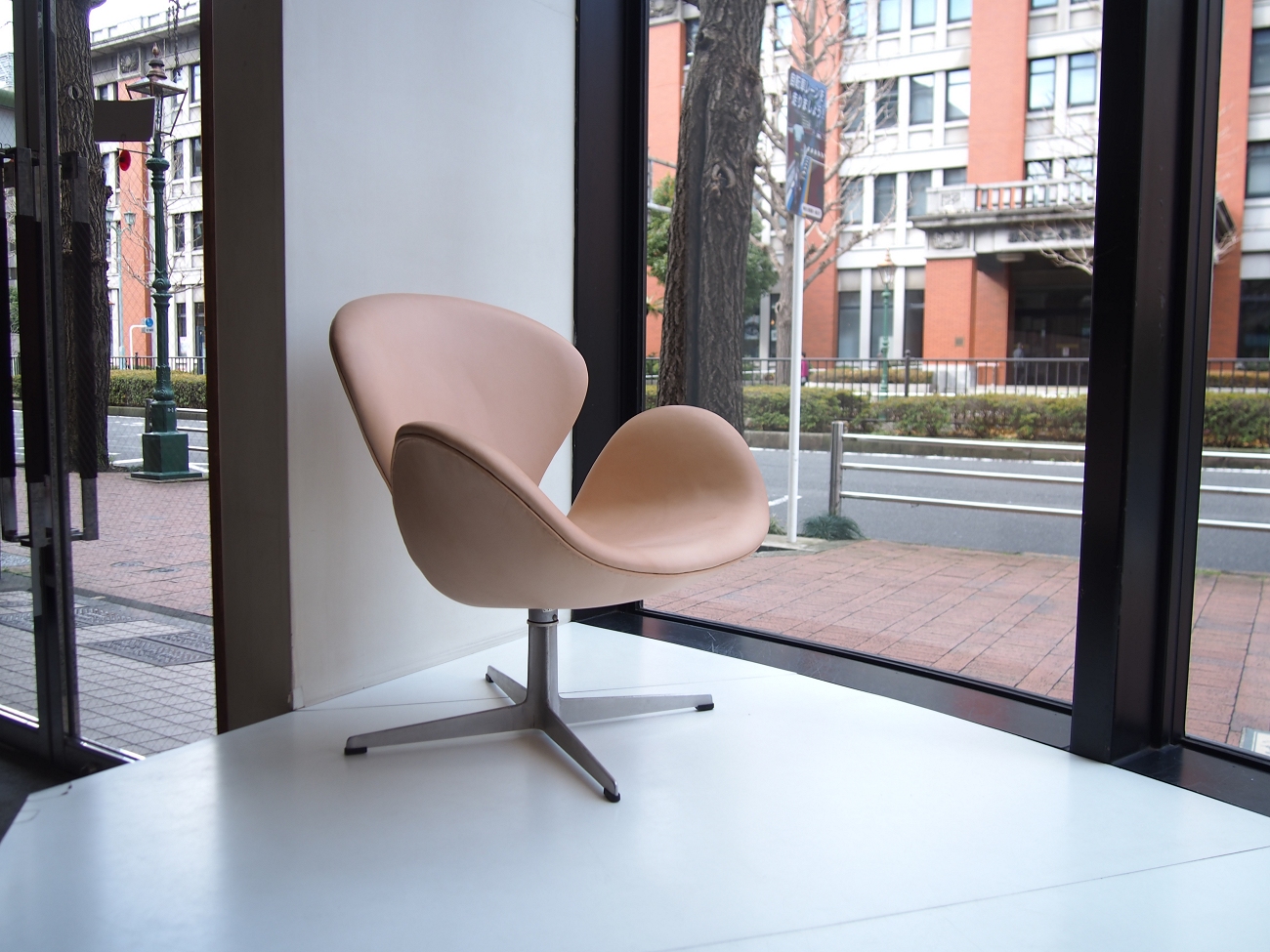 スワンチェア / アルネヤコブセン フリッツハンセン ソーレンセン