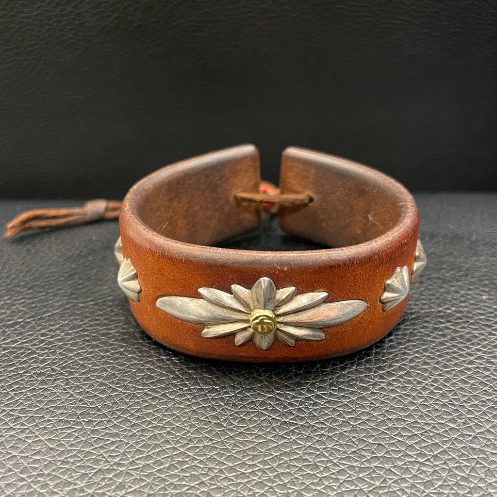 ゴローズ goro's GC24付コンチョ付革ブレス – DELTAone