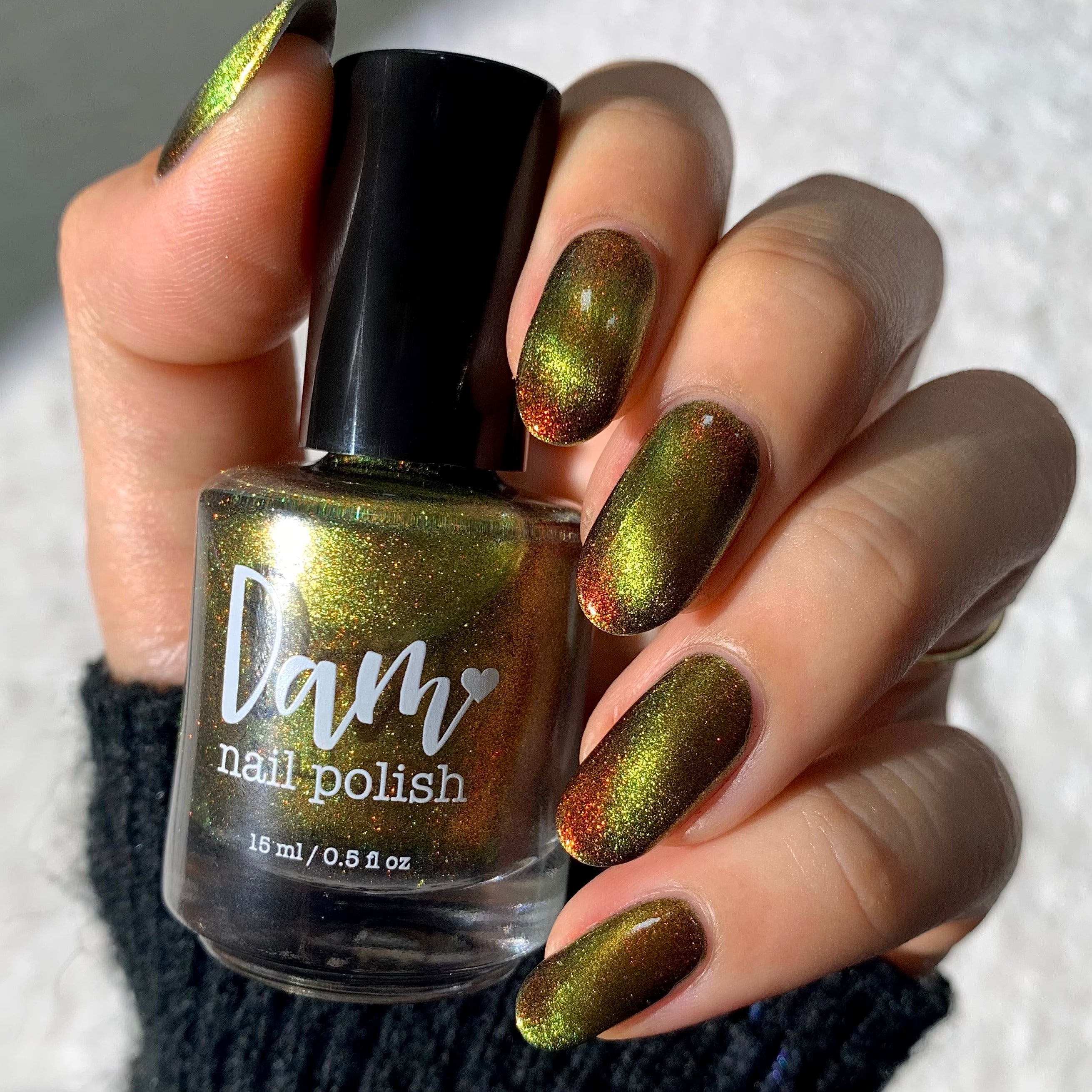 Cosmic Chaos - Shifting Multichrome Magnetic Nail Polish - Shifts