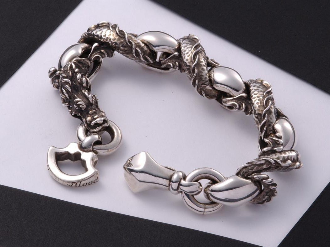 BULL BLOODのレザーシルバーブレスレッド ラルクhyde氏着用