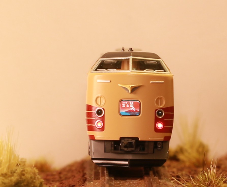 Tomix 189系M51編成復活国鉄色- Diocolle