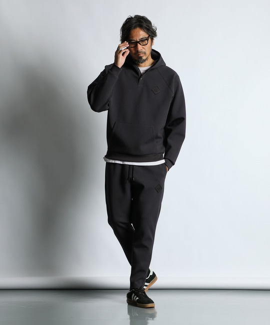 BLACK LABEL〕：セットアップ ダンボールニット テーパードパンツ