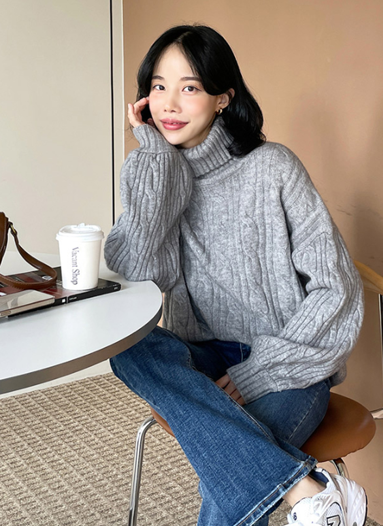 タートルネックグレーケーブルニット | レディースファッション通販