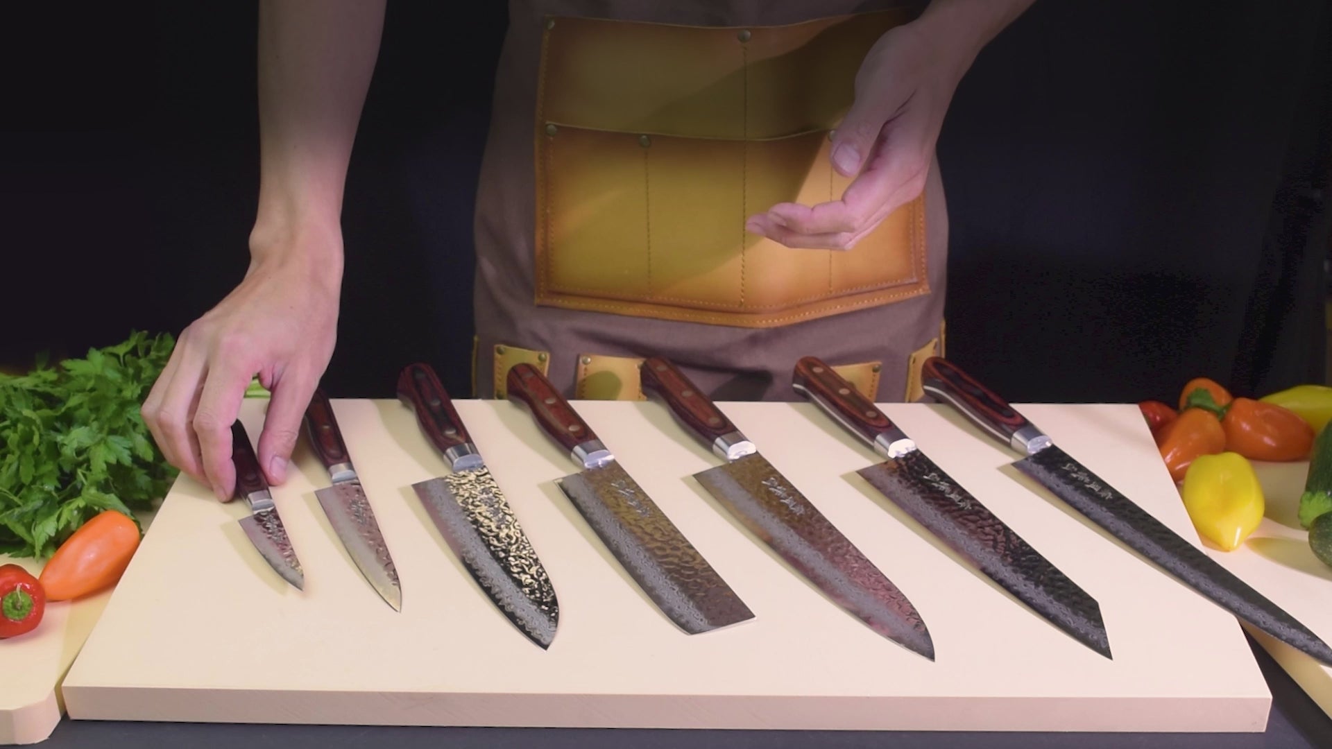 Yoshihiro VG-10 16 Layer Hammered Damascus Stainless Steel Nakiri