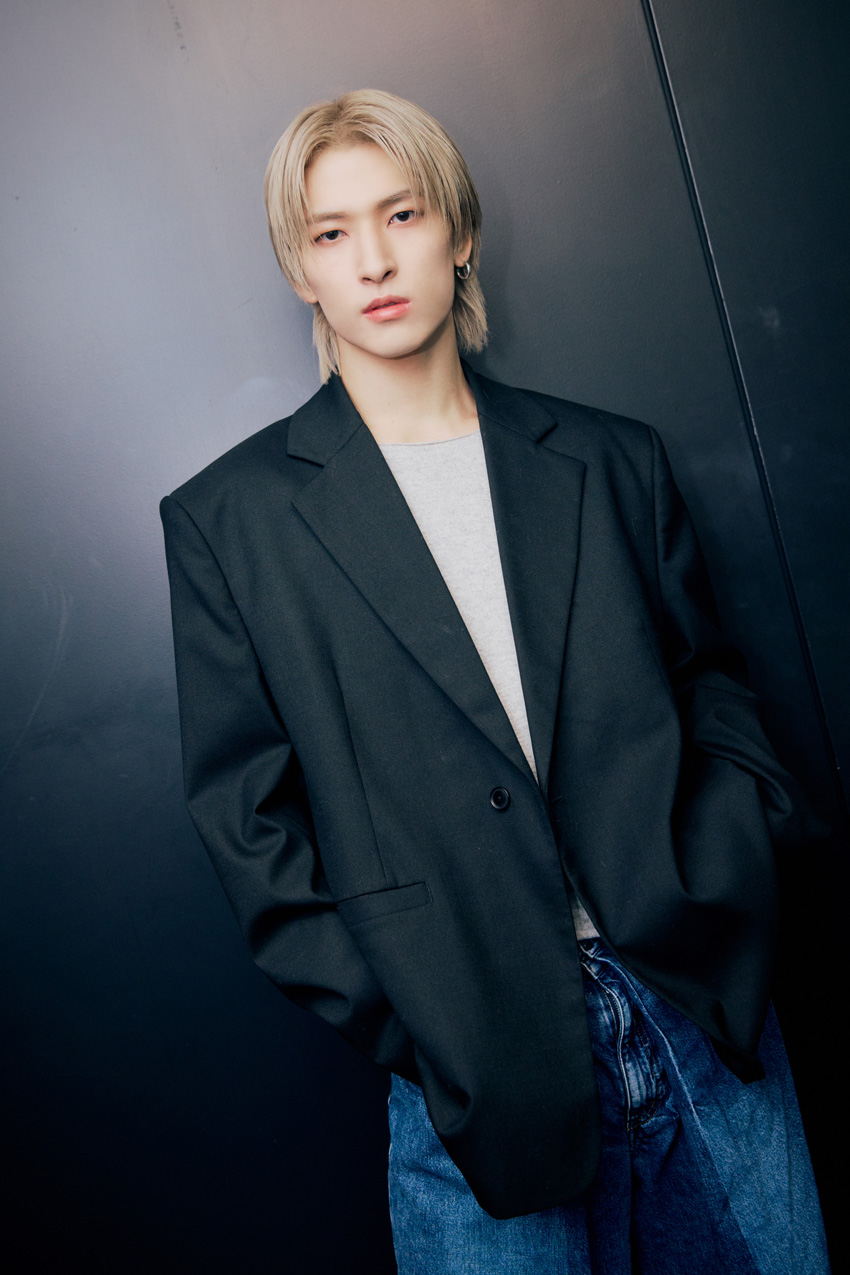 金城碧海ウエディングドレス姿披露！ソロコン「Love in the sky