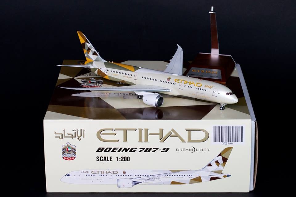 航空機・ヘリコプター Etihad Airways Boeing 787-9 1:200 Model