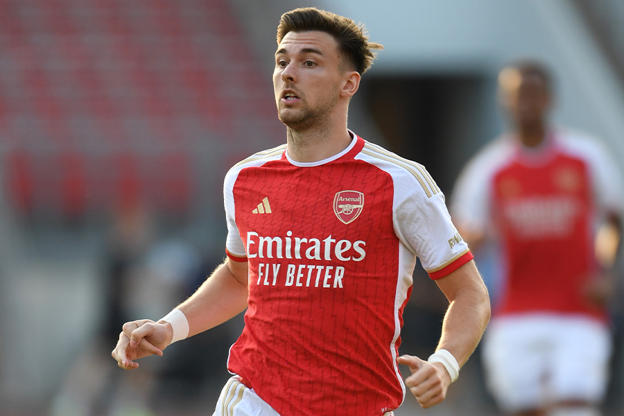 アーセナルSB今夏退団？ セルティック復帰浮上…54億高額資金ネックも