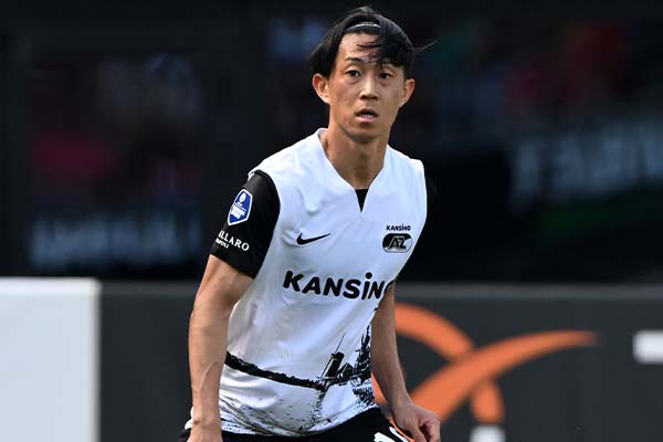 毎熊晟矢、AZデビュー戦の現地紙の評価は？｢誰も驚かない｣オランダ