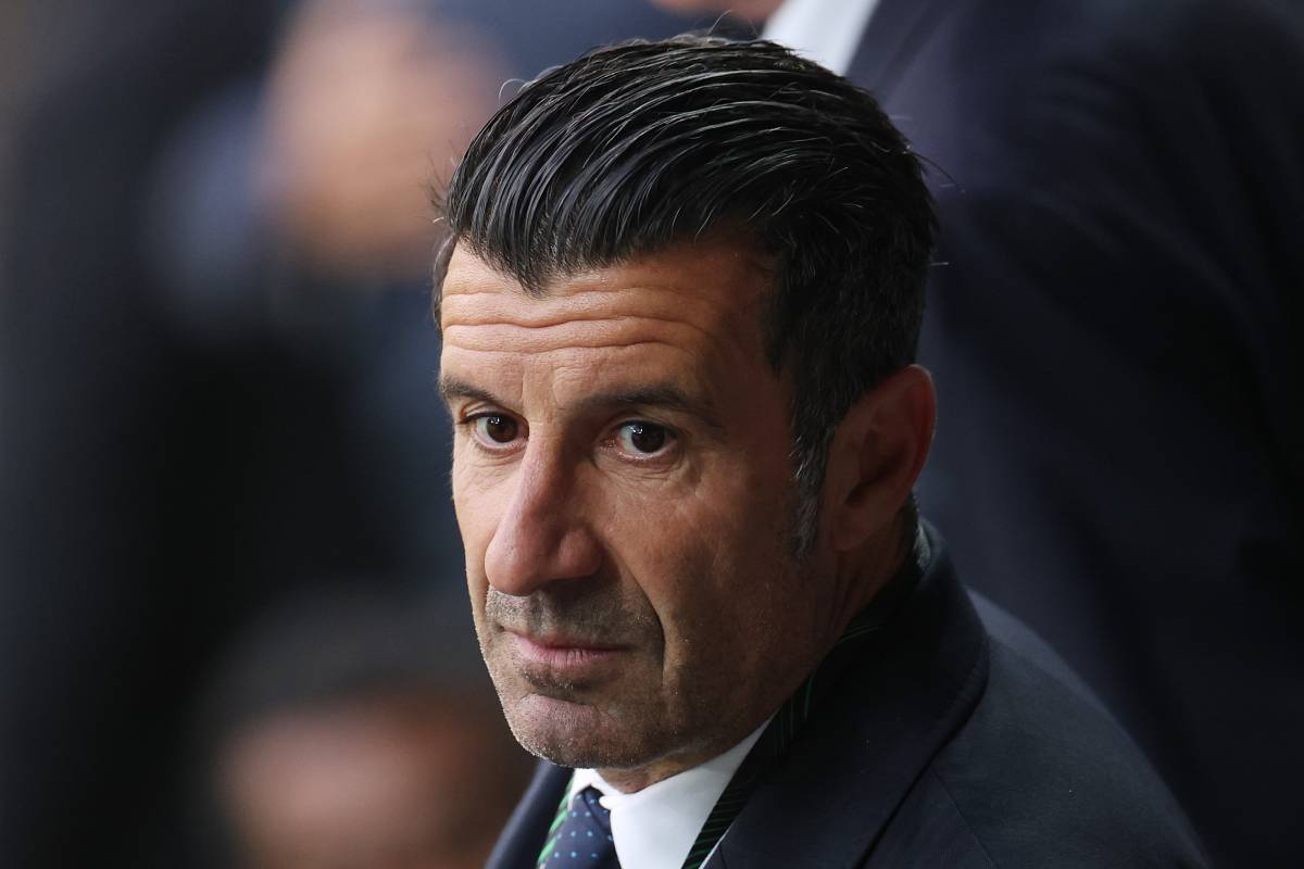 逆をつく”ドリブルは健在！ 52歳、ルイス・フィーゴのゴールが凄い