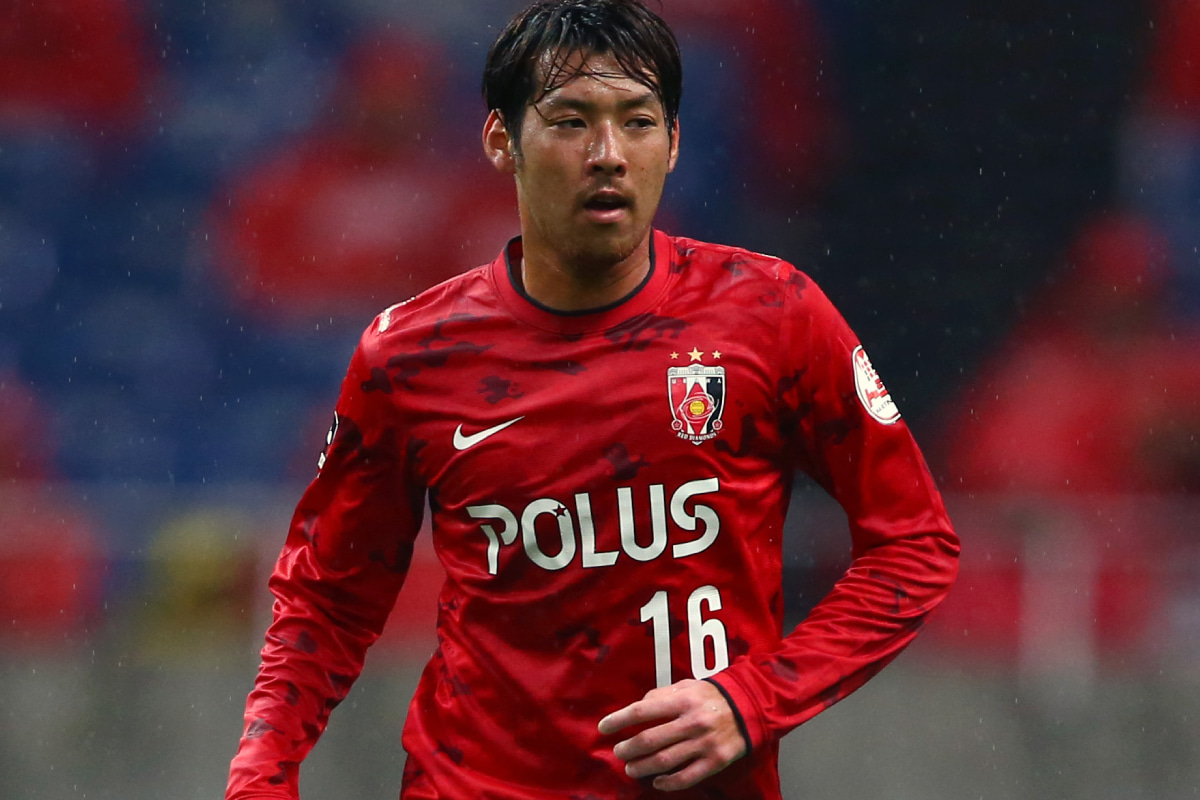 サポーターの怒り爆発！？ Jリーグ、“禁断の移籍”で批判された選手5人