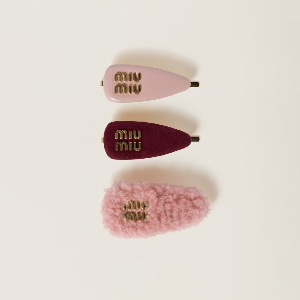 ミュウミュウ24年冬ヘアアクセサリー、