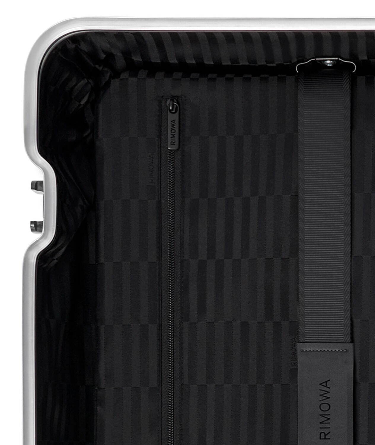 リモワ限定スーツケース「オリジナル キャビン」、幾何学パターンの