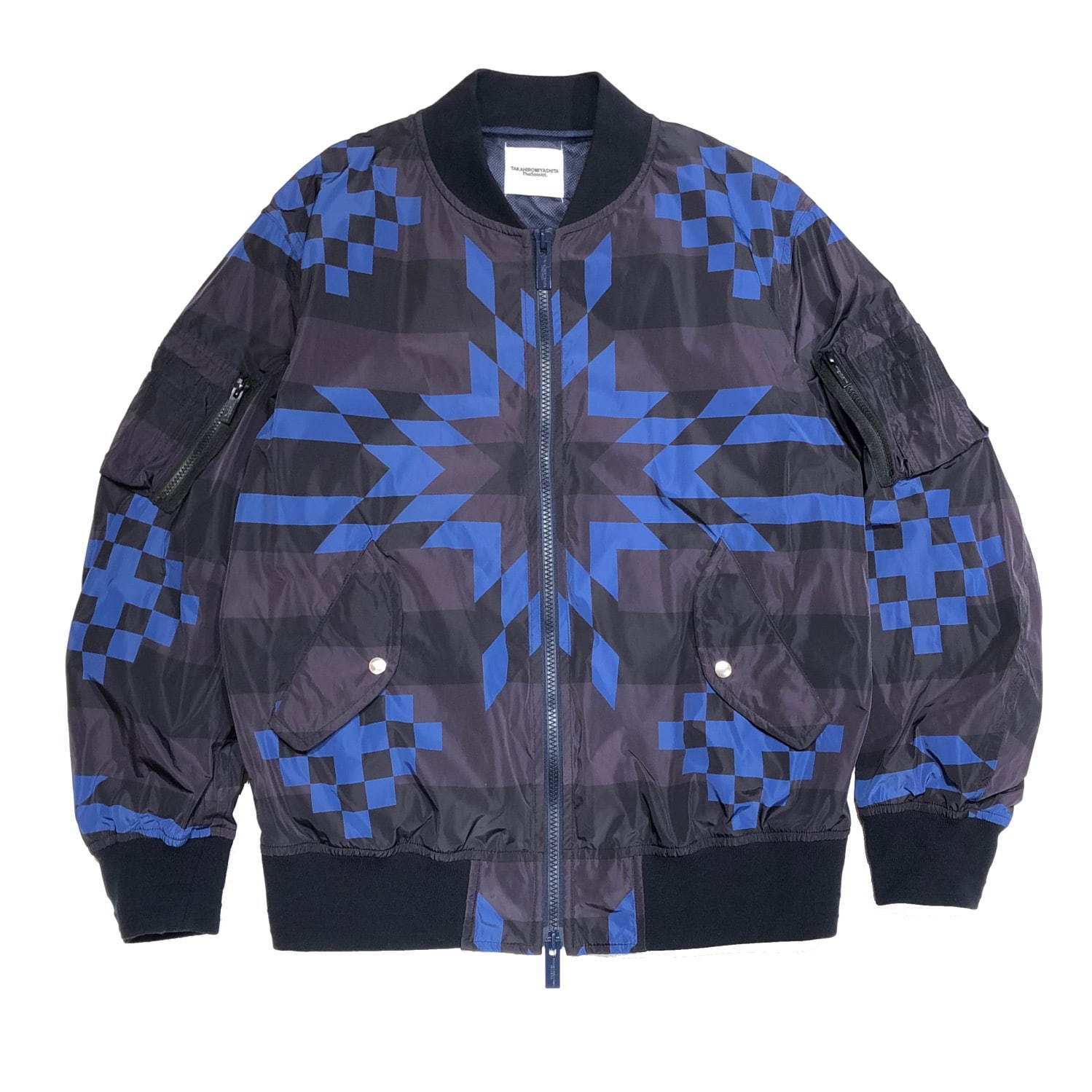 タカヒロミヤシタザソロイスト．直営店が渋谷パルコに、幾何学模様