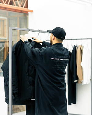 グラフペーパー×レショップ“バックプリント入り”シャツコート