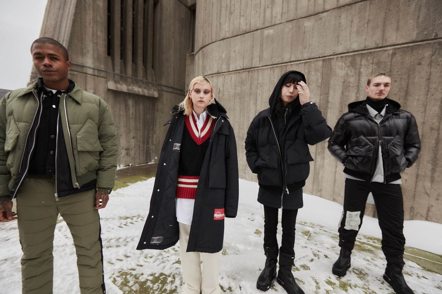 タトラス×カナダ発ミスターサタデー、“立体ポケット”ダウンジャケット