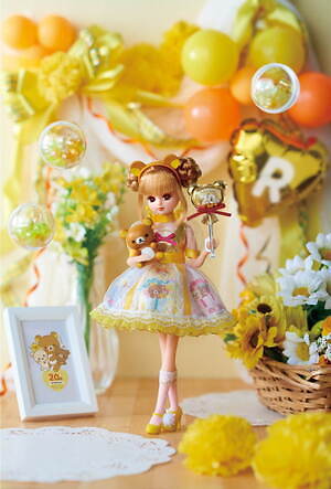 リラックマ×リカちゃんのコラボドール、耳型カチューシャ＆ツインの