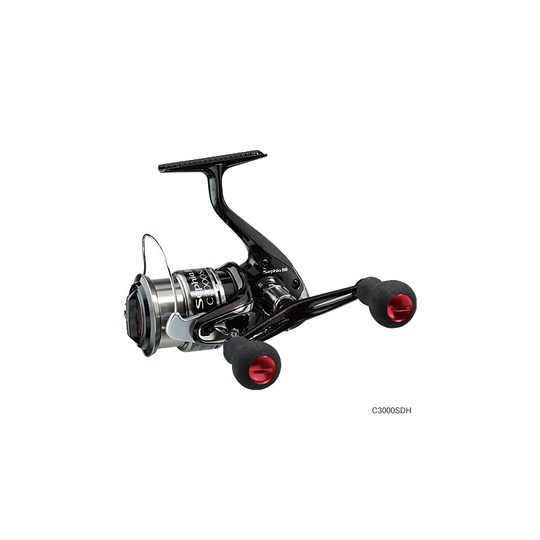 鋭いシャクリにもドラグが滑ることなく、確実にエギにアクションを