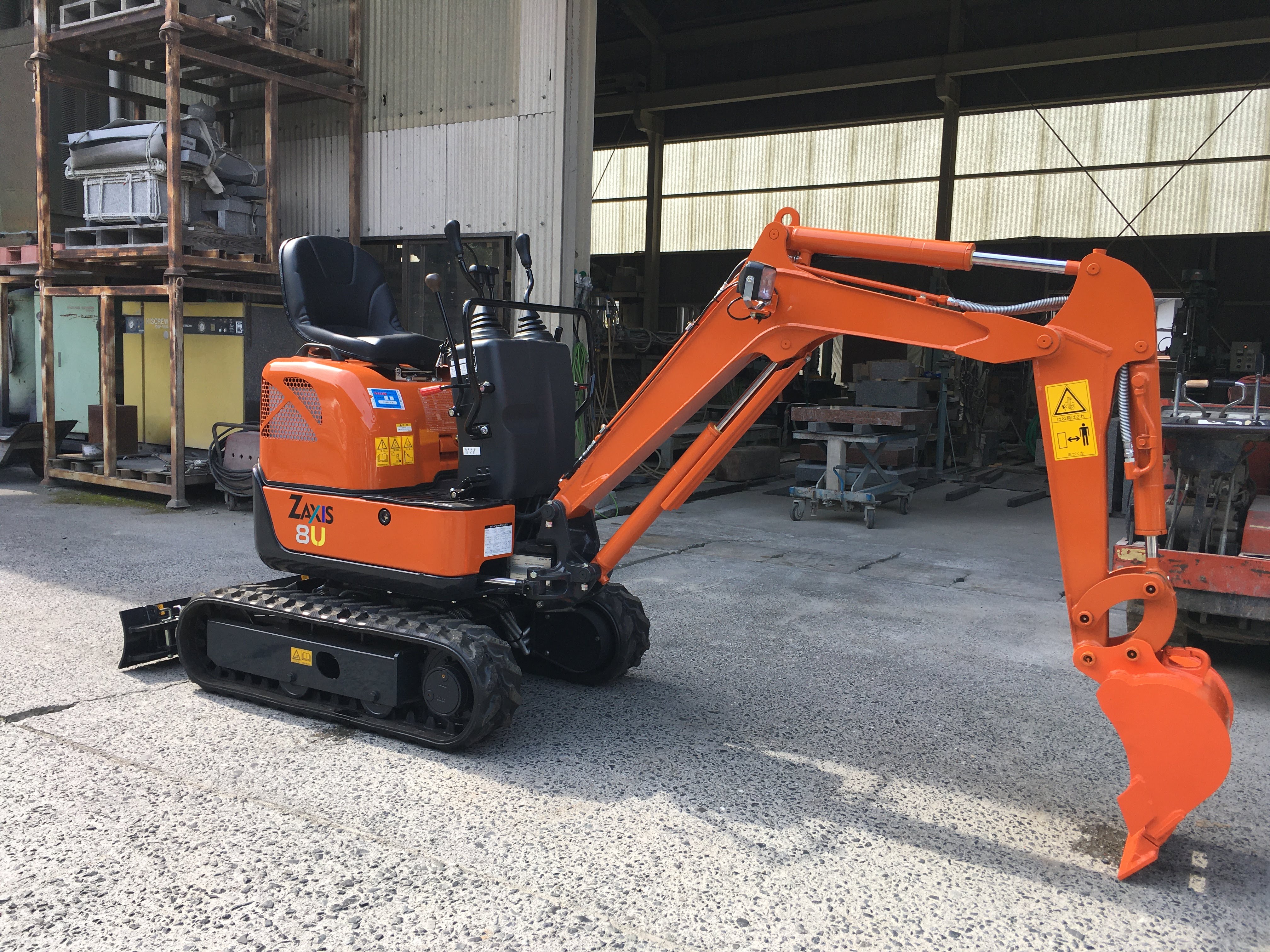 納入実績紹介 ZX8U-2 日立・新車・富士岡山運搬機・岡山・津山・新見