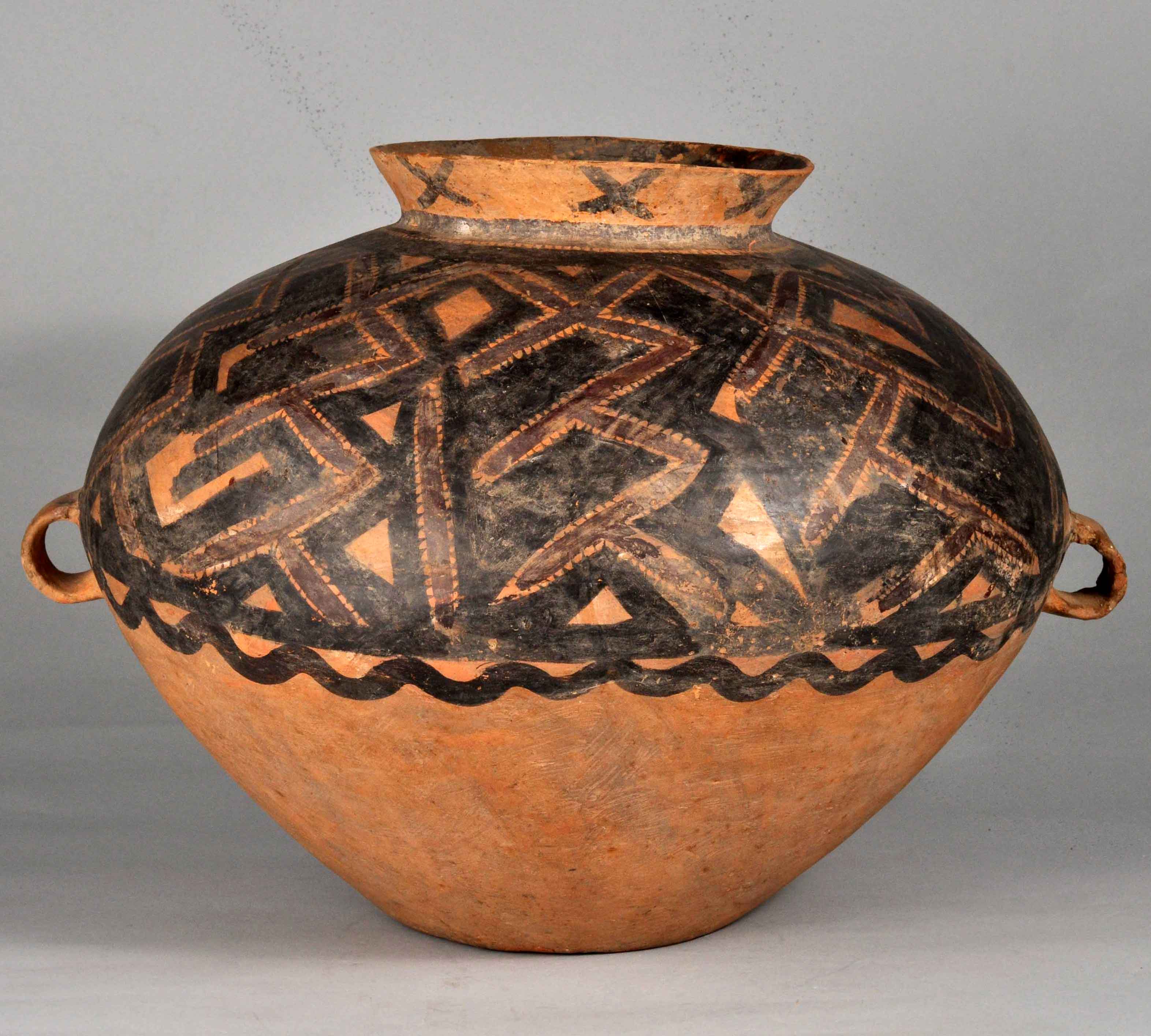 彩陶双耳壺 | 福岡市美術館