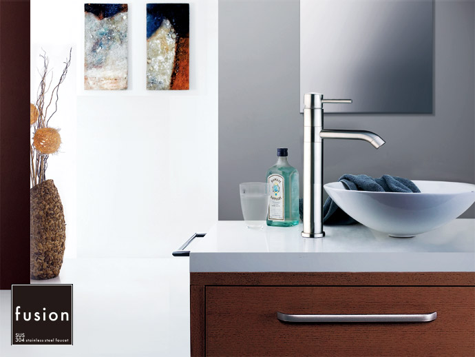 ステンレス・シングルレバー洗面用混合栓（ハイトール360度回転