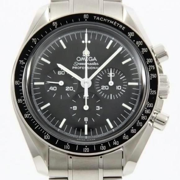 オメガ「スピードマスタープロフェッショナル」が手巻式である理由とは