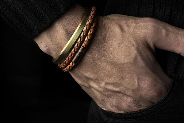 スクルツナ stealth レザーブレスレット Lサイズ ブラウン 1507-L