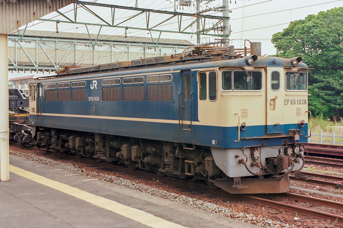 EF65-1000 - 高速客車高速貨物用直流電気機関車 -