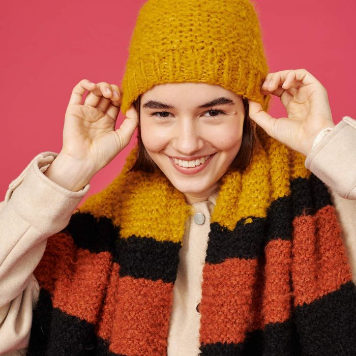 Womens Wow Fluffy Scarf Knitting Pattern (8038-390)