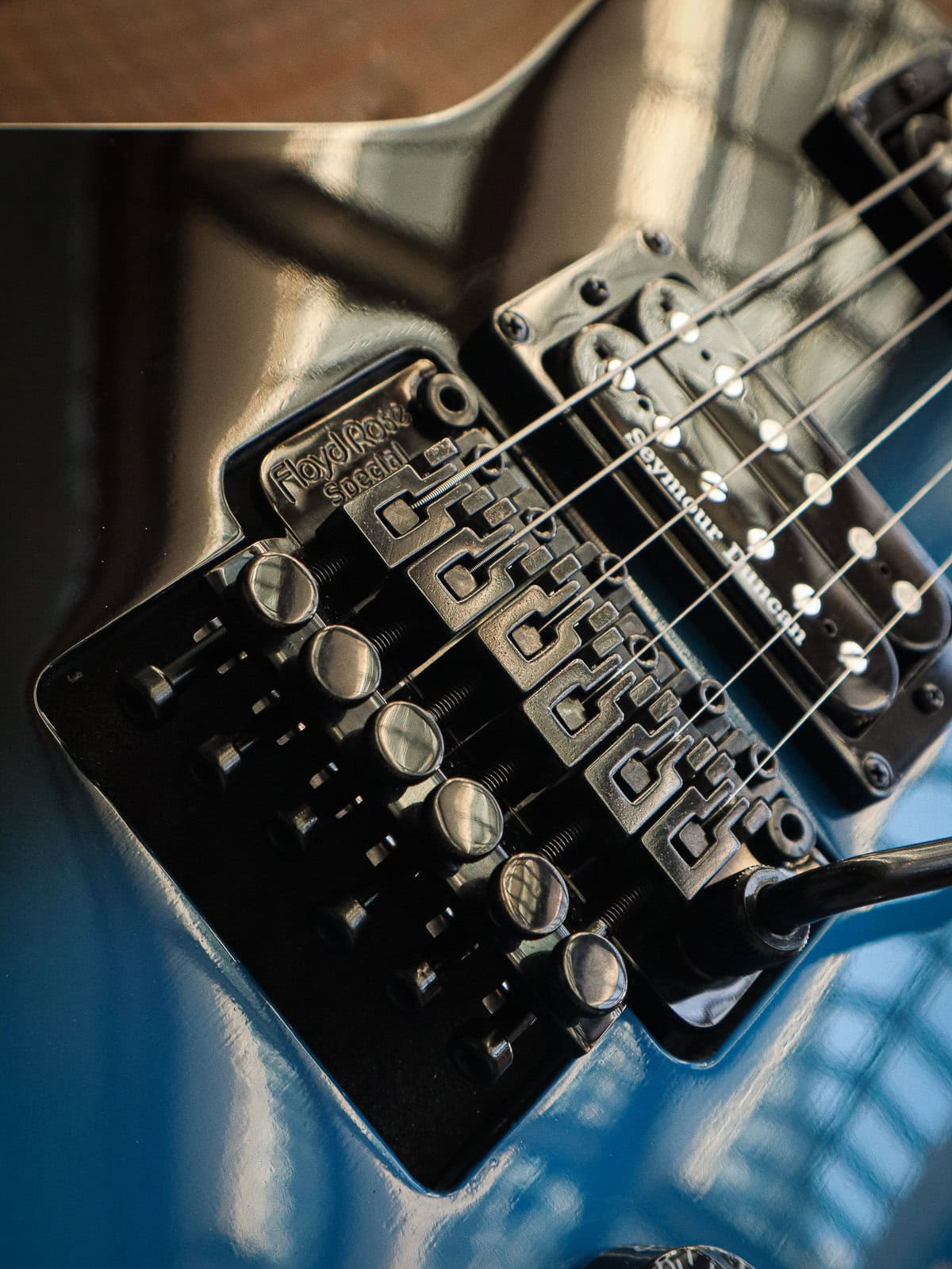 Dean ML 79 Floyd Duncans Blue Black Fade - Kauffmann's Guitar Store