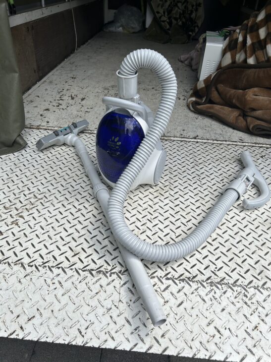 堺市堺区甲斐町東】三菱 掃除機 TC-SXC1とmaxzen 冷蔵庫 出張査定