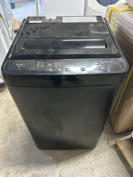 三重県亀山市 RORO YWM-T55LK 全自動洗濯機 5.5kg 外装に使用感はある