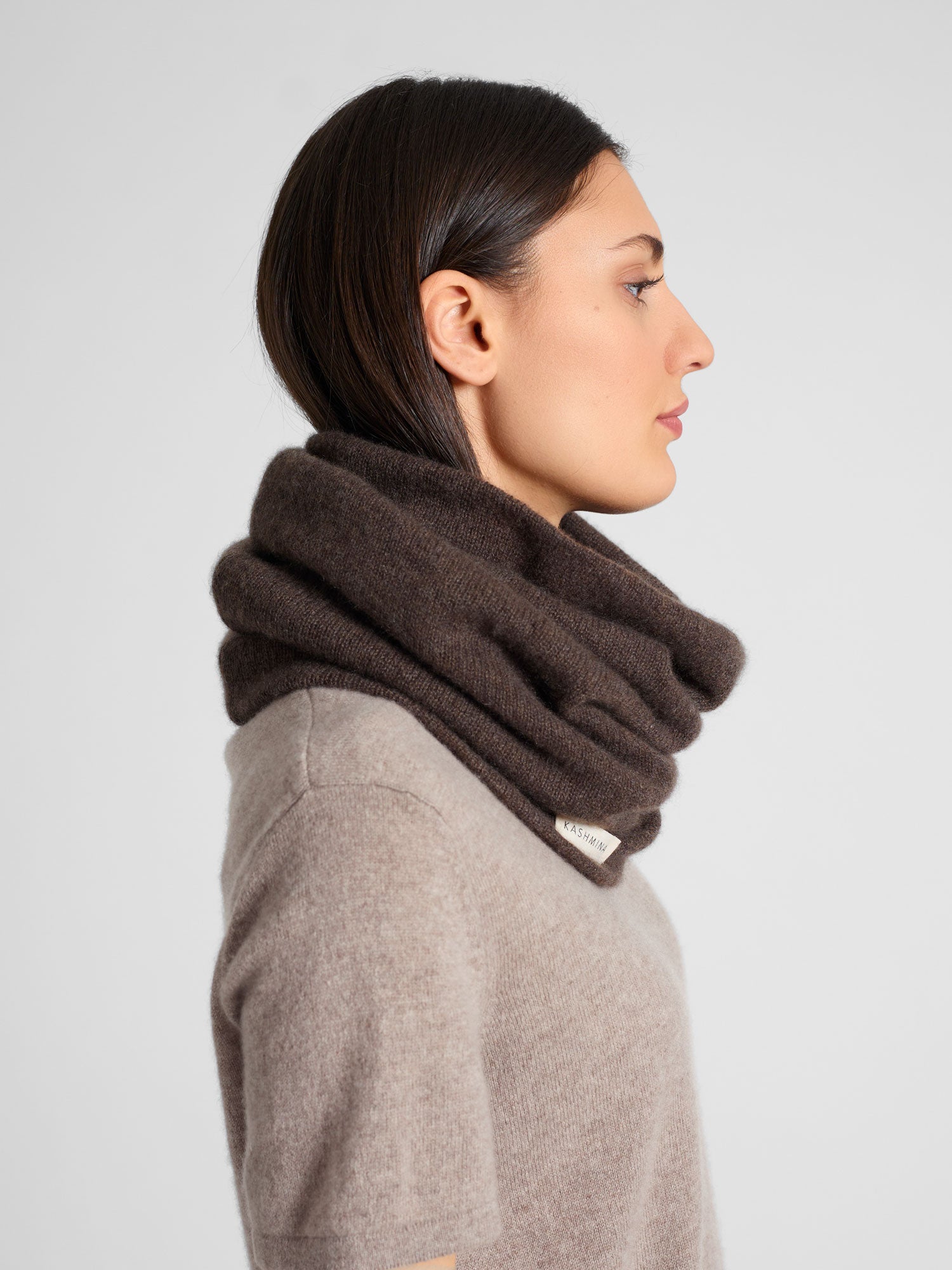 Cashmere snood 