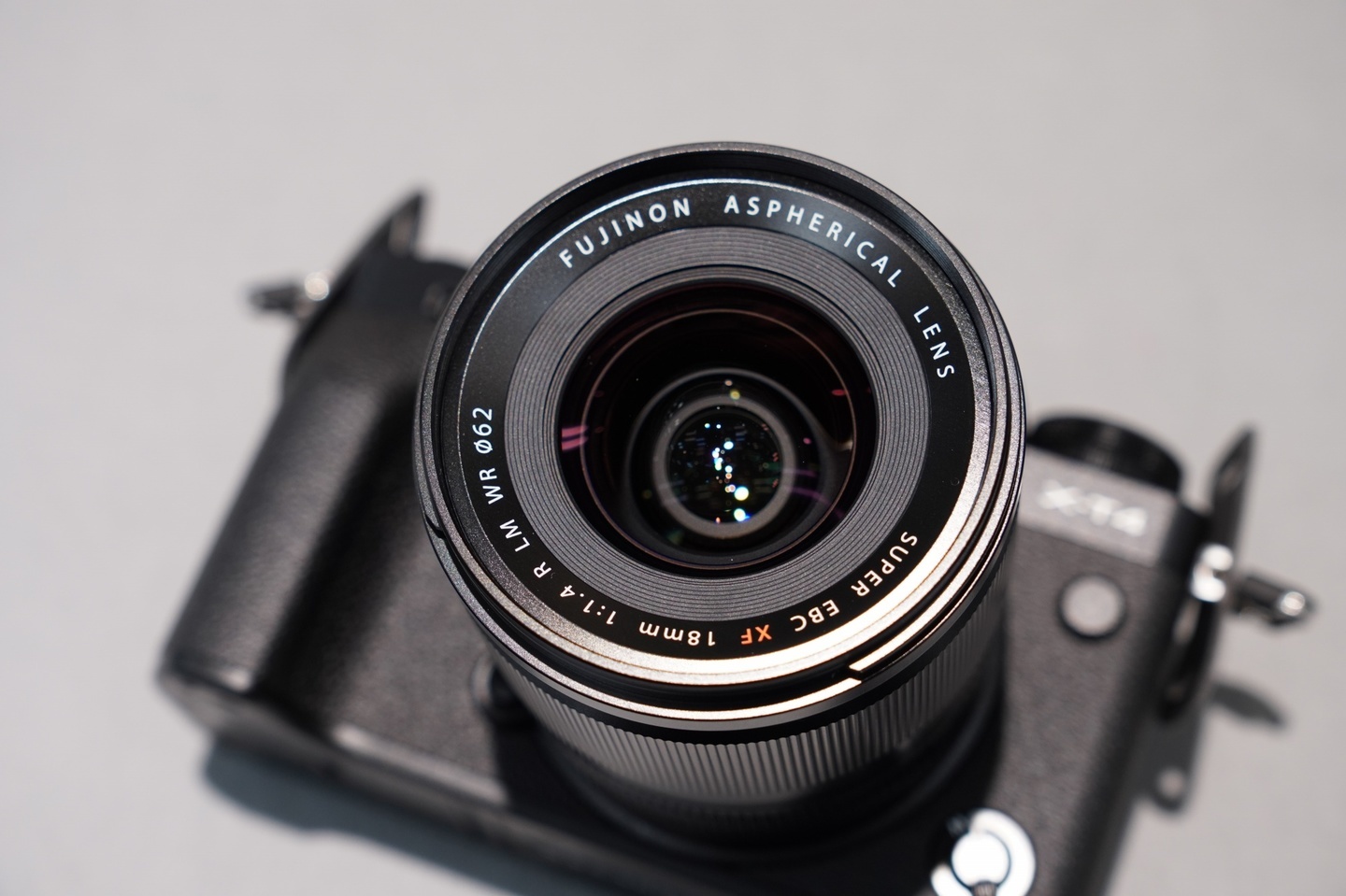 富士フイルム XF18mmF1.4 R LM WR｜開発担当者インタビューから新