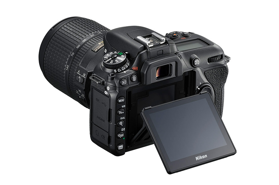 Nikon[ニコン] D7500｜イチオシ!デジタルカメラ｜カメラのキタムラ