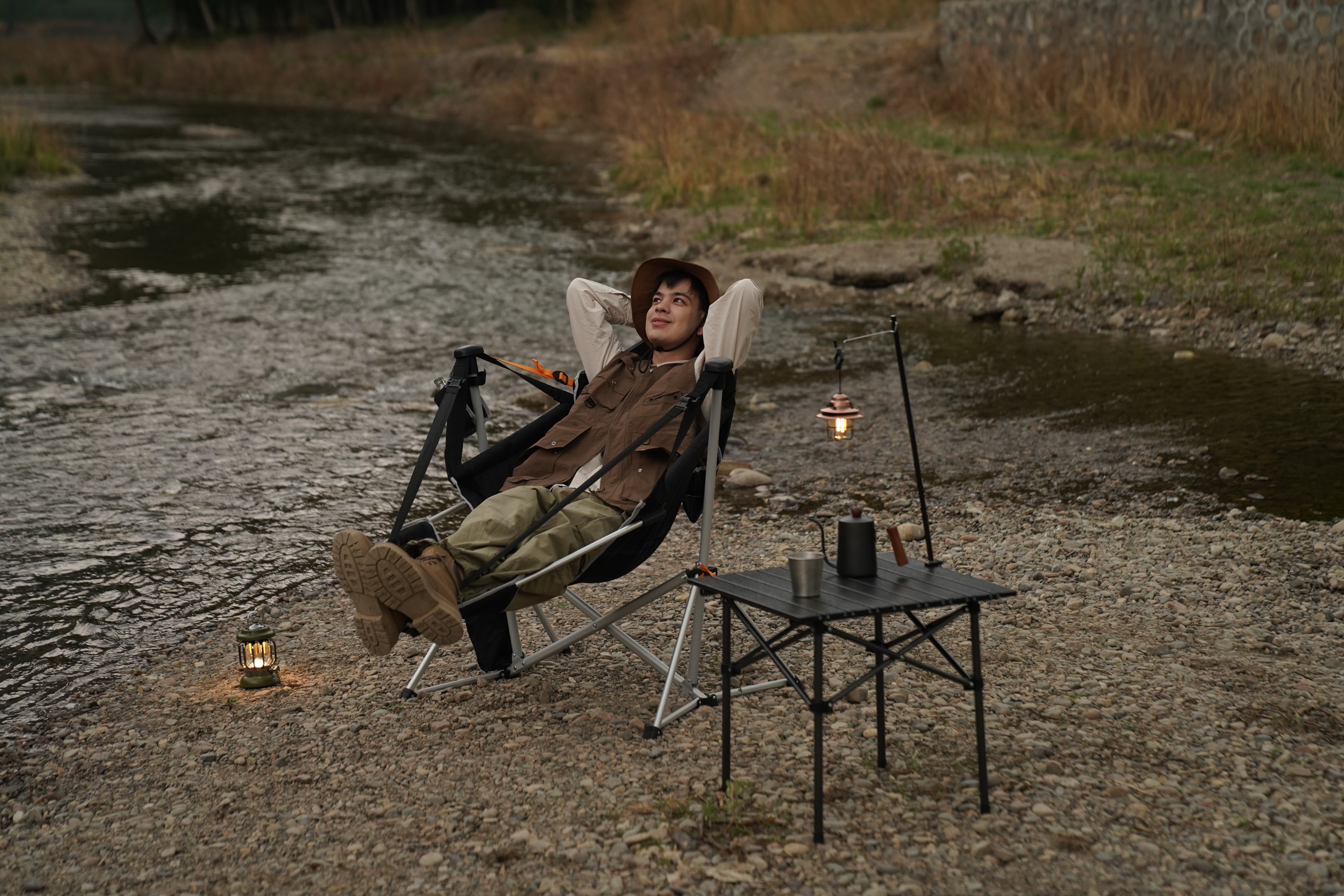 2023-KC2427_BLACKGREY-