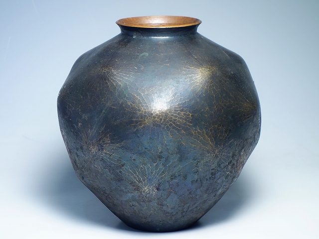 玉川堂 銅製打出肌 銅製花瓶 花器 花入れ 茶道具 | 東京世田谷の買取