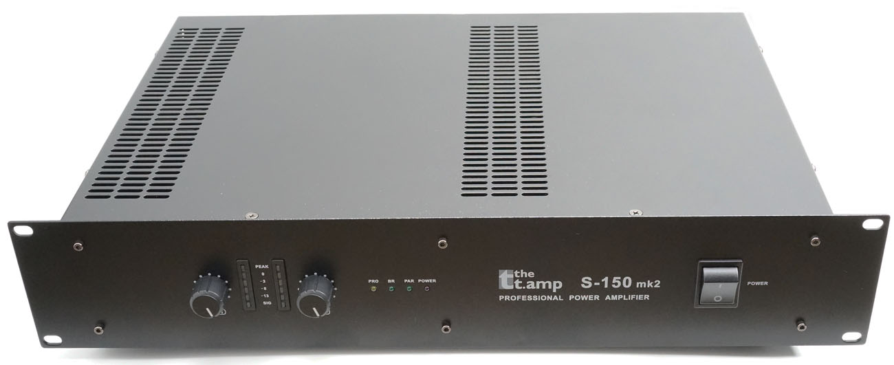 プロ用ステレオパワーアンプを使用してみる