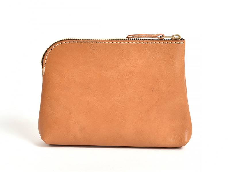 柔らかい革で使いやすいポケット付きのファスナーポーチ / 革鞄のHERZ