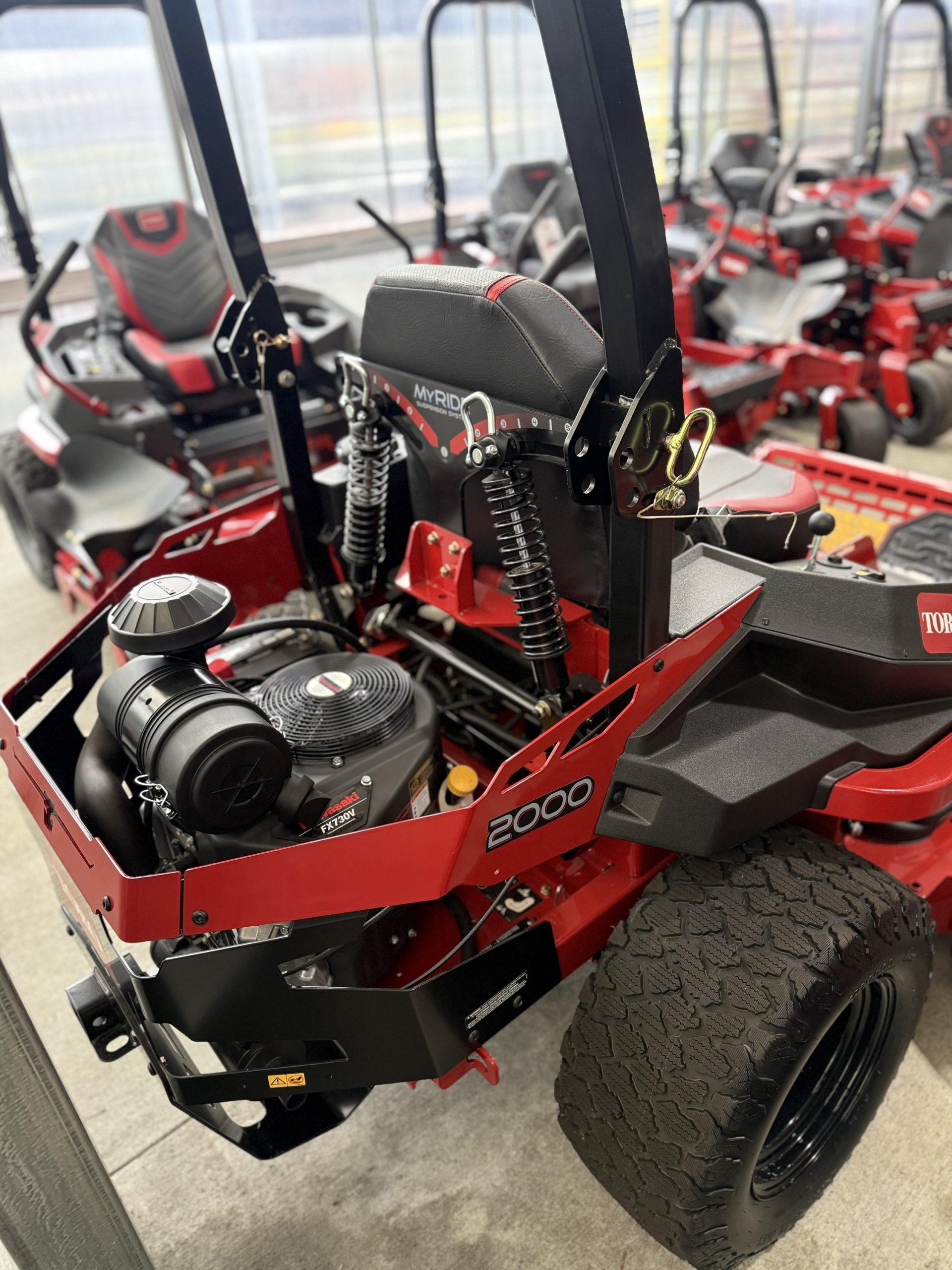 Toro 77291 2000 Series MyRIDE® HDX 52 in. 23.5 hp 726 cc